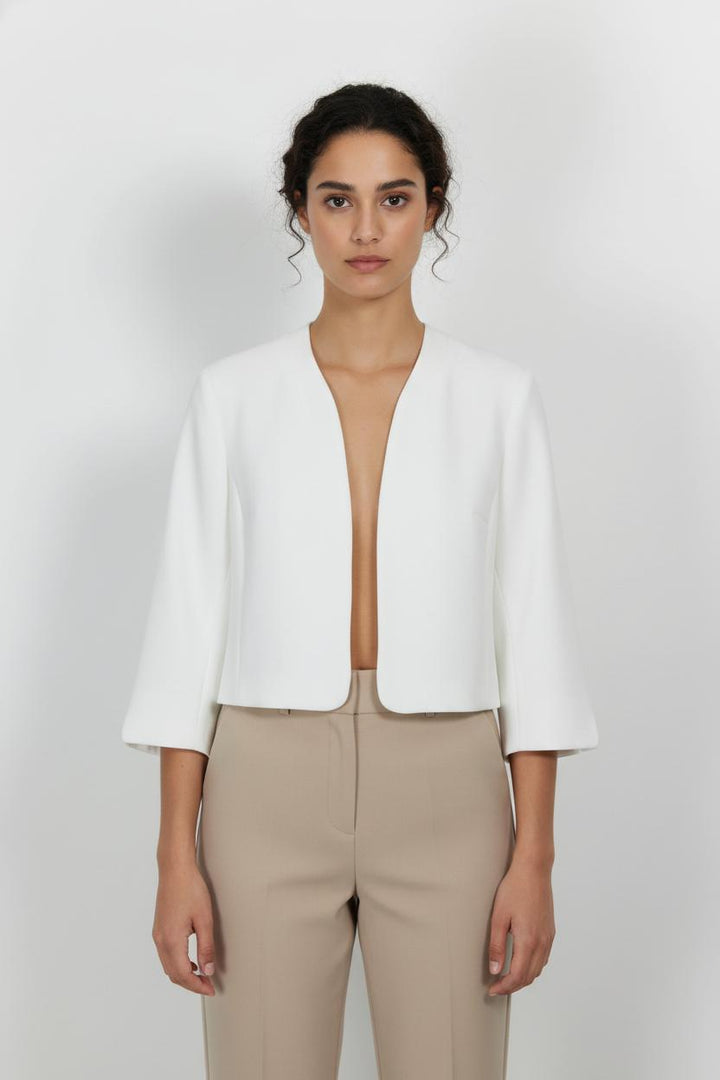 Veste Courte Blanche - Taille M/38 de la marque Caroll | PARAD103445 - Vendu par Paradigme - Image 1