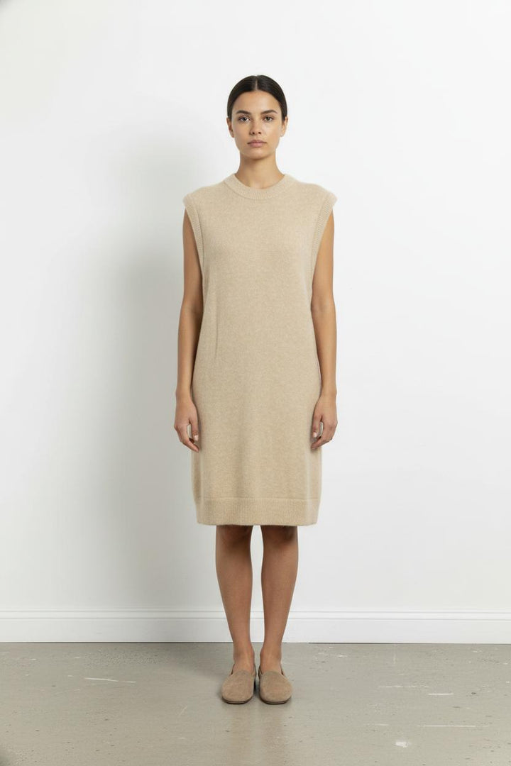 Robe Sans Manches Beige - Taille S/36 de la marque Sézane | PARAD103476 - Vendu par Paradigme - Image 1