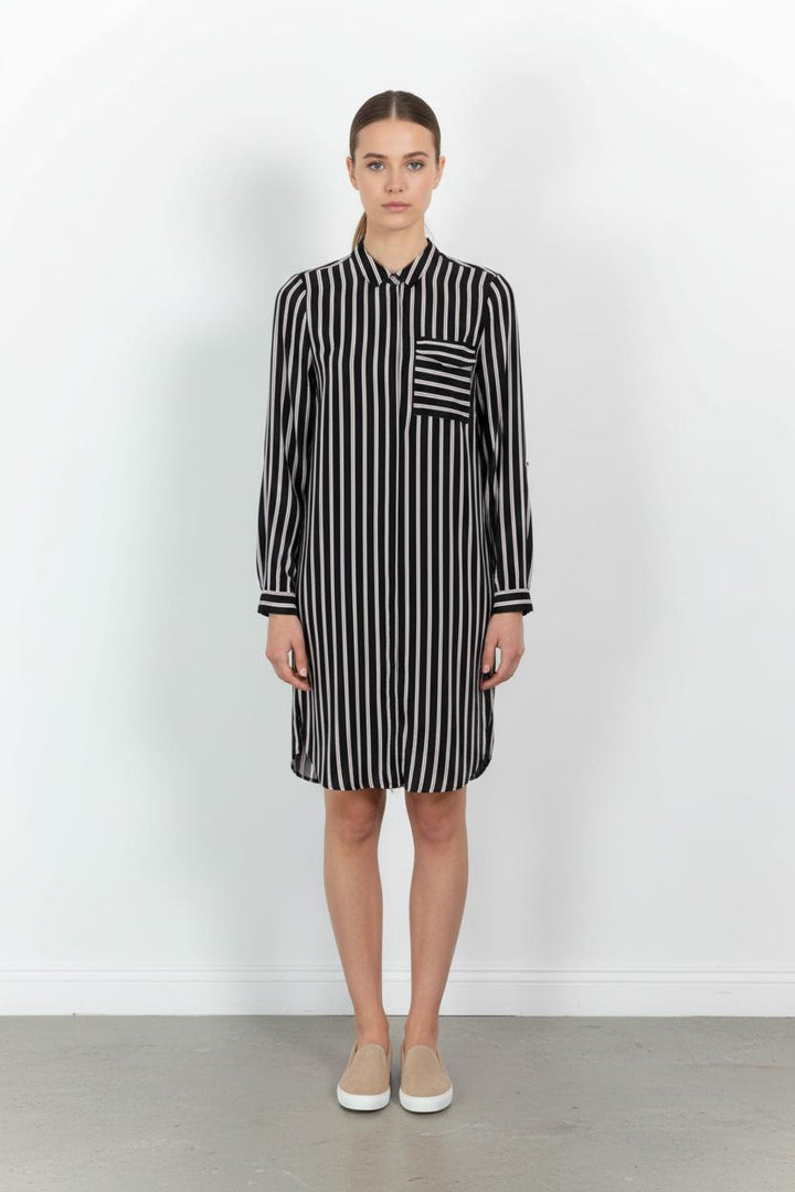 Robe Chemise Noire et Blanche - Taille S/36 de la marque Sud express | PARAD103575 - Vendu par Paradigme - Image 1