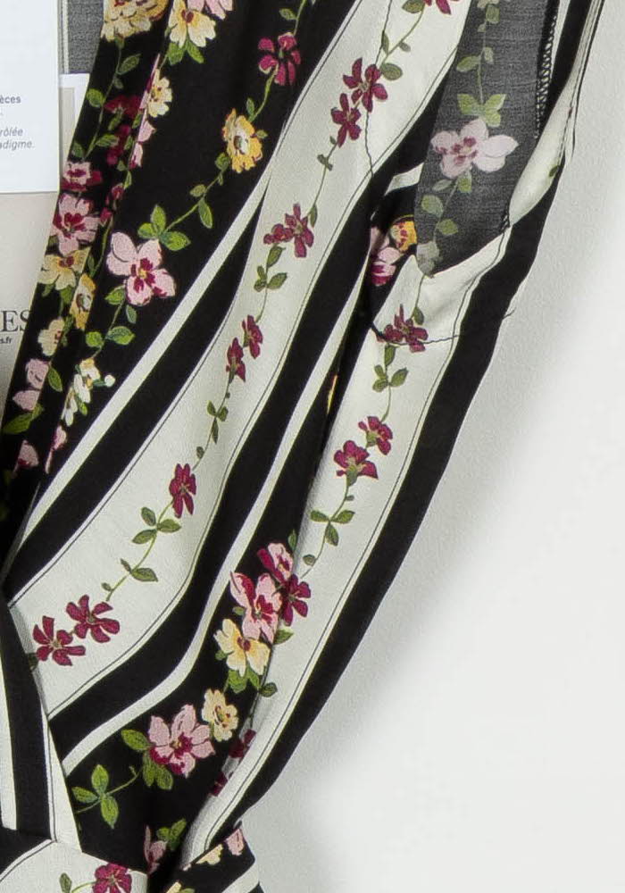 Robe Portefeuille Noire et Blanche - Taille S/36 de la marque Indies | PARAD103675 - Vendu par Paradigme - Image 3