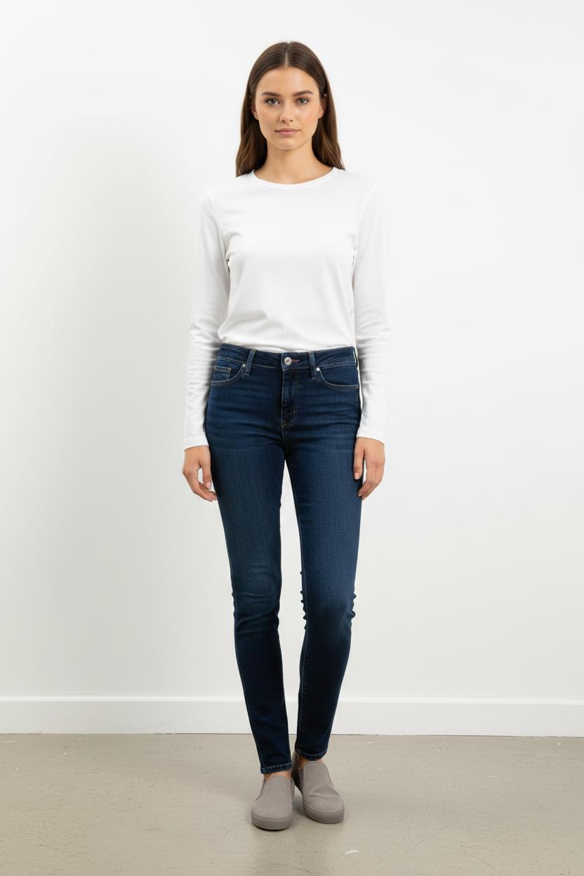 Jean Slim Bleu - Taille M/38 de la marque Levi's | PARAD103862 - Vendu par Paradigme - Image 1