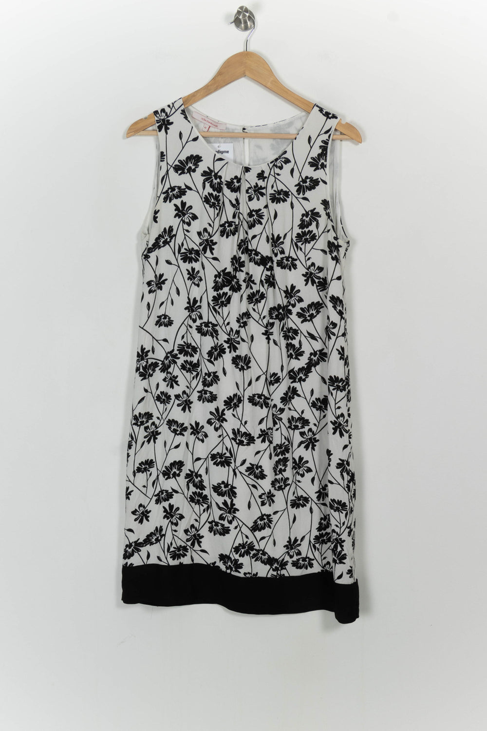 Robe Sans Manches Blanche et Noire - Taille XL/42 de la marque La Fée Maraboutée | PARAD103936 - Vendu par Paradigme - Image 2