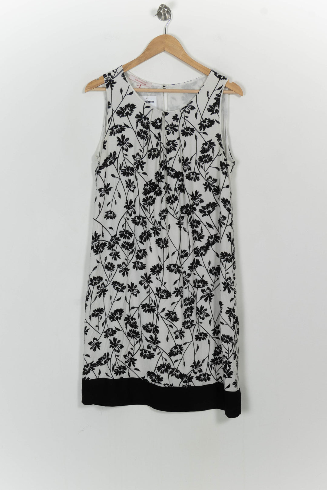 Robe Sans Manches Blanche et Noire - Taille XL/42 de la marque La Fée Maraboutée | PARAD103936 - Vendu par Paradigme - Image 2