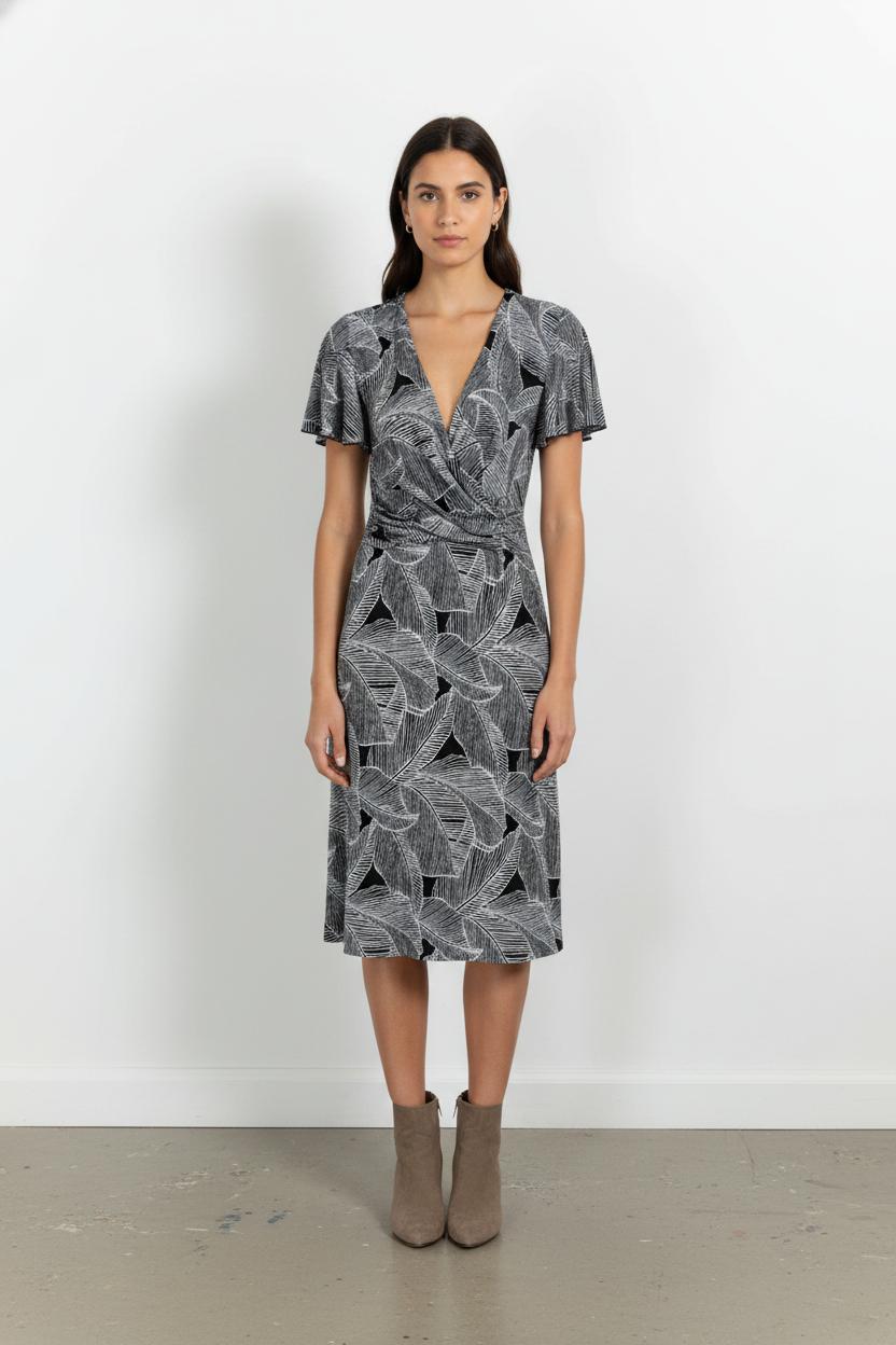 Robe Mi-longue Grise et Noire - Taille S/36 de la marque La Fée Maraboutée | PARAD104032 - Vendu par Paradigme - Image 1