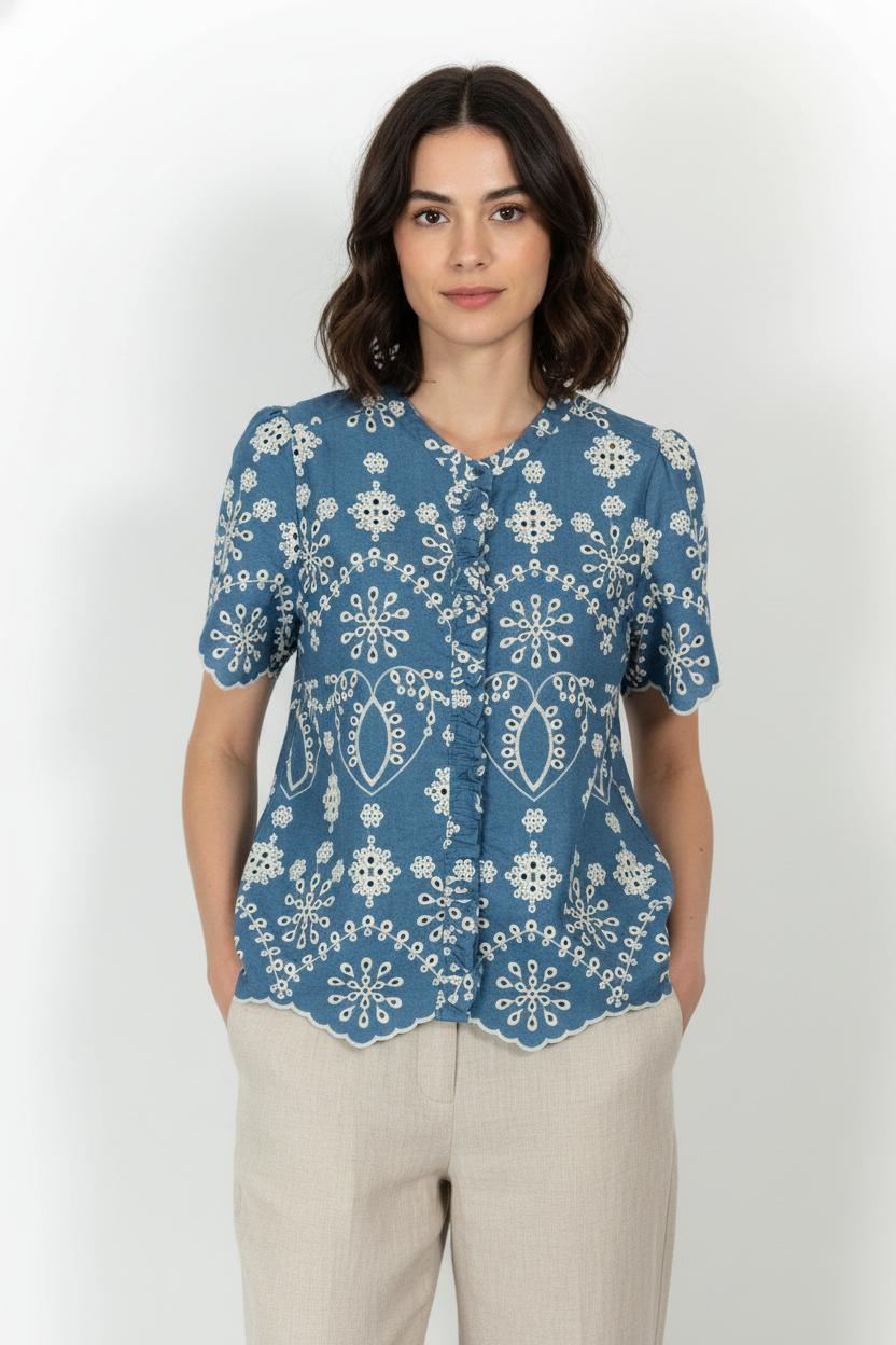 Blouse Brodée Bleue et Blanche - Taille L/40 de la marque La Petite Etoile | PARAD104034 - Vendu par Paradigme - Image 1