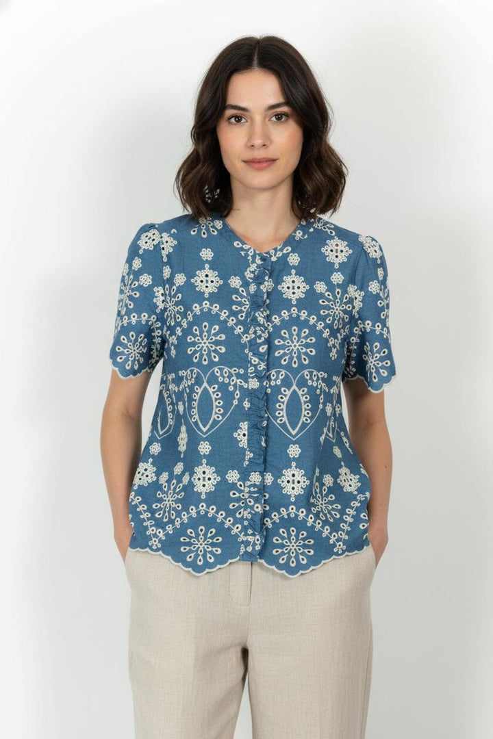 Blouse Brodée Bleue et Blanche - Taille L/40 de la marque La Petite Etoile | PARAD104034 - Vendu par Paradigme - Image 1