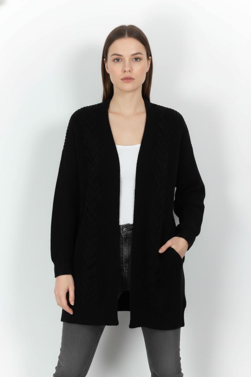 Cardigan Noir - Taille M/38 de la marque La Fée Maraboutée | PARAD104213 - Vendu par Paradigme - Image 1