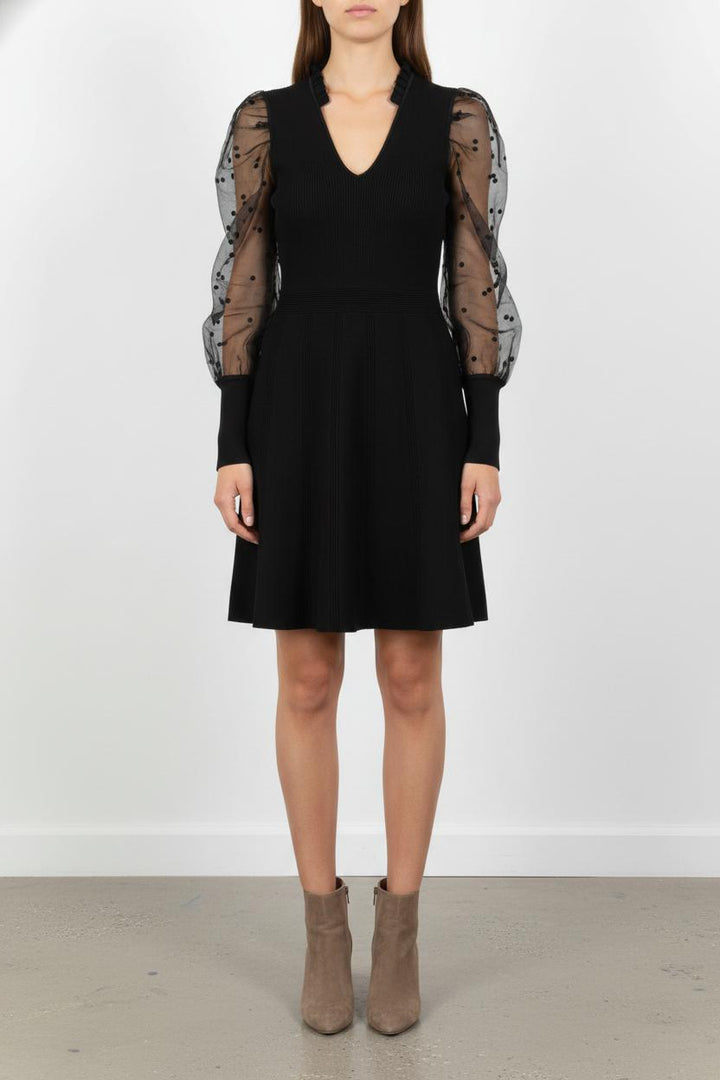 Robe Courte Noire - Taille L/40 de la marque Sandro | PARAD104317 - Vendu par Paradigme - Image 1