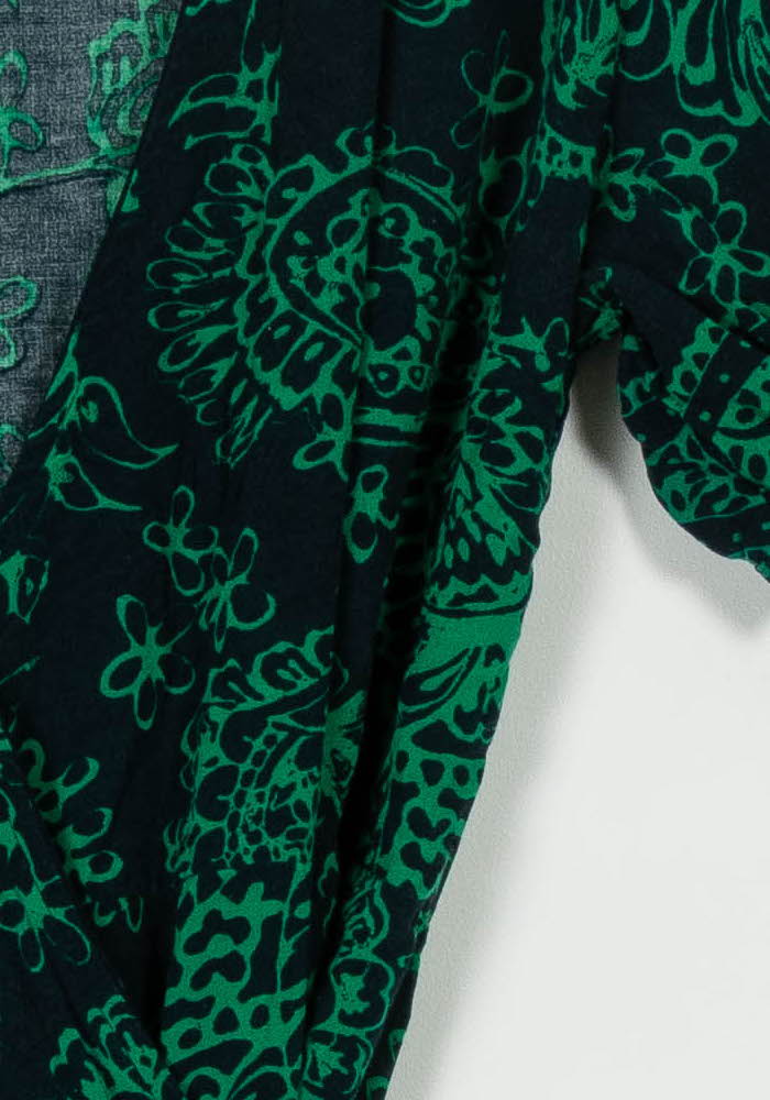 Robe Verte et Noire - Taille L/40 de la marque La Fée Maraboutée | PARAD104645 - Vendu par Paradigme - Image 3