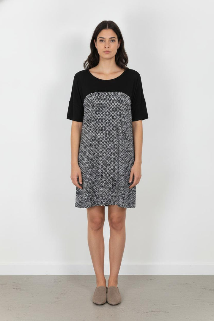 Robe Courte Noire et Grise - Taille XXXL/46 de la marque Marina Rinaldi | PARAD104784 - Vendu par Paradigme - Image 1