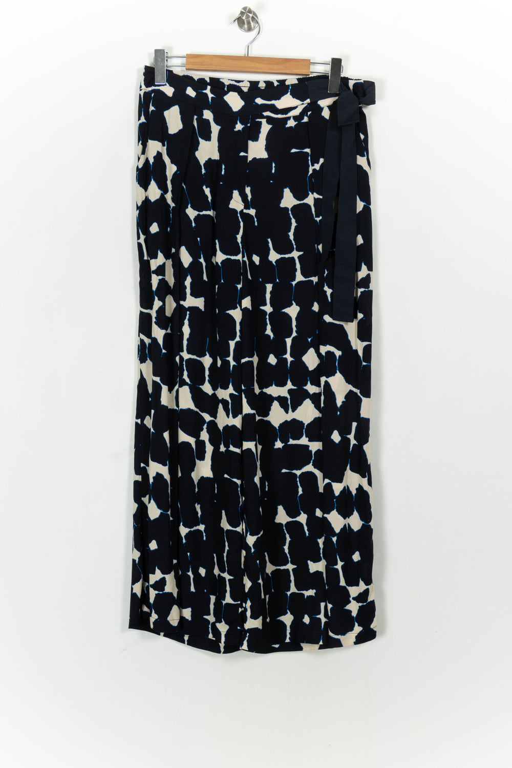 Pantalon Large Bleu et Blanc - Taille XXL/44 de la marque La Fée Maraboutée | PARAD104973 - Vendu par Paradigme - Image 2