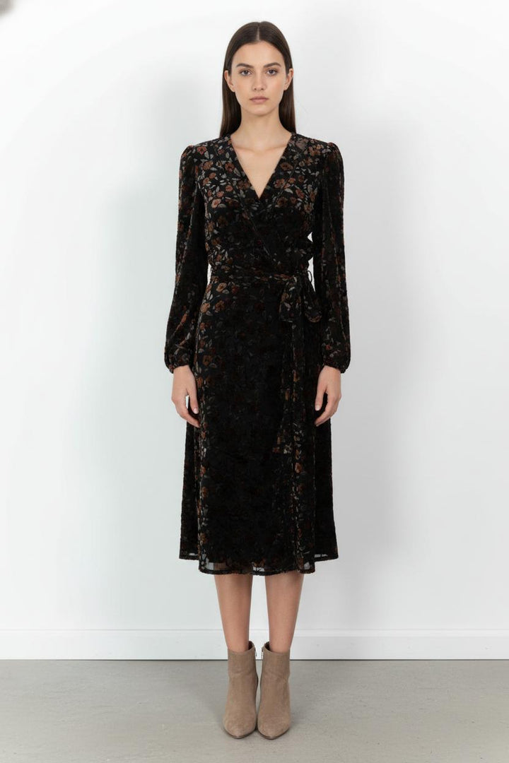 Robe portefeuille noire et marron - Taille M/38 de la marque Kookai | PARAD105033 - Vendu par Paradigme - Image 1
