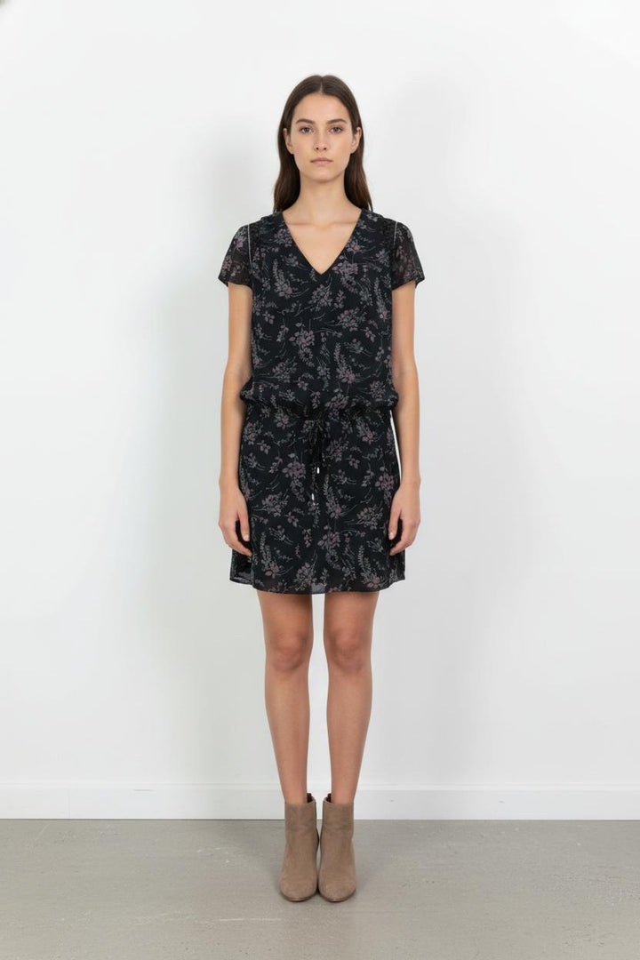 Robe Fluide Noire et Fleurie - Taille M/38 de la marque IKKS | PARAD105422 - Vendu par Paradigme - Image 1