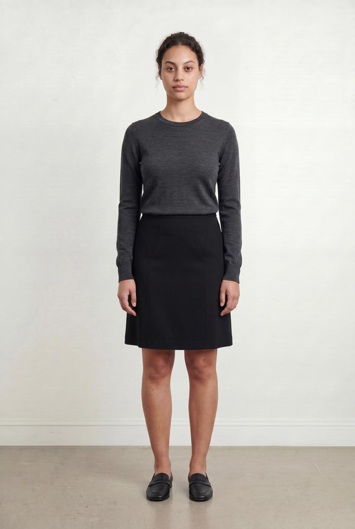 Jupe Droite Noire - Taille L/40 de la marque Agnès b. | PARAD105431 - Vendu par Paradigme - Image 1