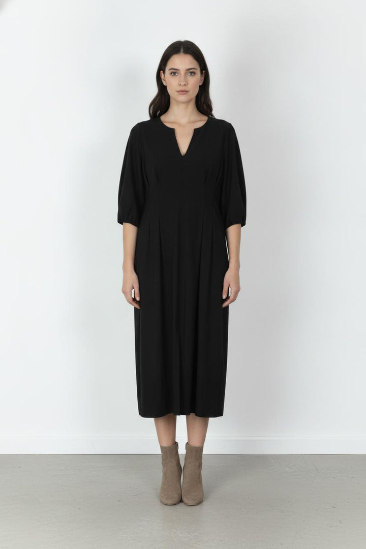 Robe Longue Noire - Taille XL/42 de la marque Indies | PARAD105793 - Vendu par Paradigme - Image 1