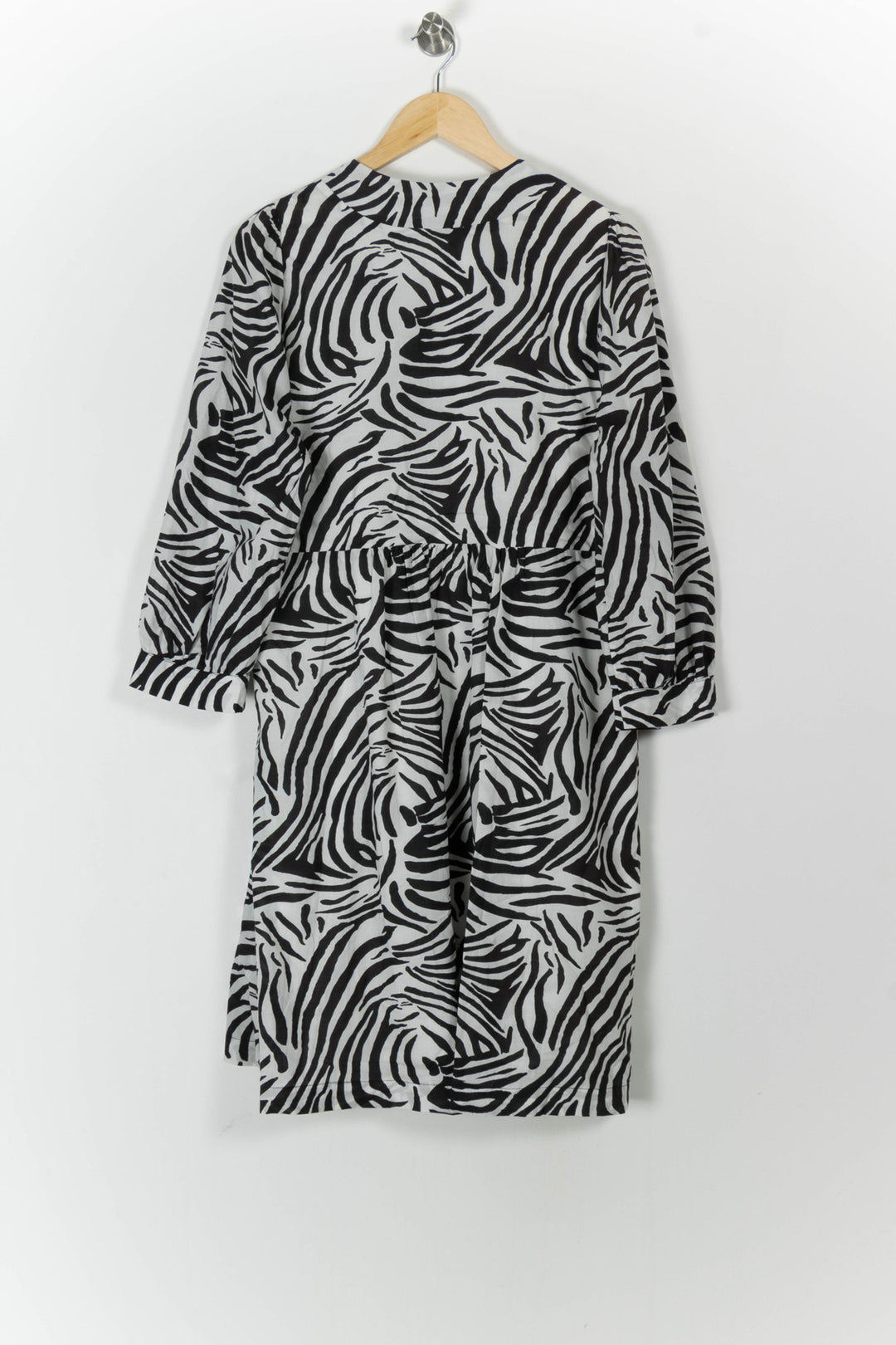 Robe Midi Noire et Blanche - Taille L/40 de la marque Indies | PARAD105894 - Vendu par Paradigme - Image 4