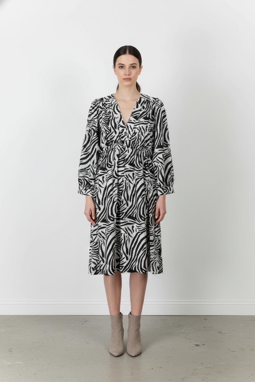 Robe Midi Noire et Blanche - Taille L/40 de la marque Indies | PARAD105894 - Vendu par Paradigme - Image 1