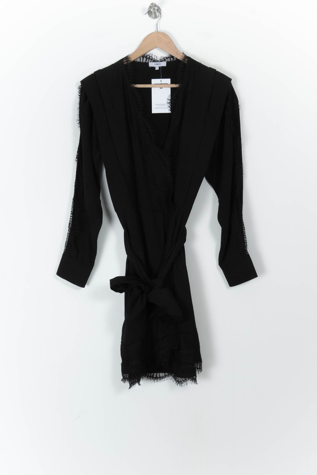 Robe Courte Noire - Taille M/38 de la marque Suncoo | PARAD105978 - Vendu par Paradigme - Image 2