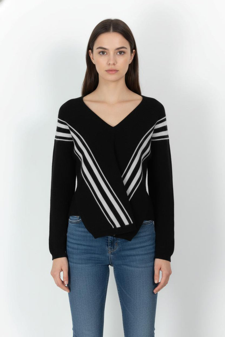 Pull Noir et Blanc - Taille XS/34 de la marque Kookai | PARAD106060 - Vendu par Paradigme - Image 1