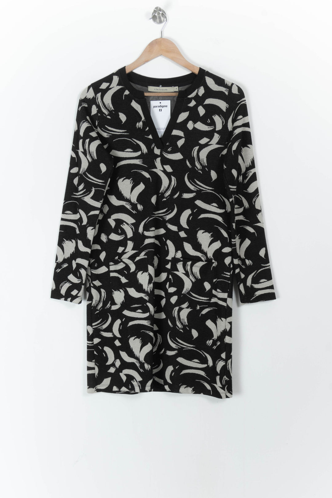 Robe Noire et Blanche - Taille S/36 de la marque La Fée Maraboutée | PARAD106064 - Vendu par Paradigme - Image 2