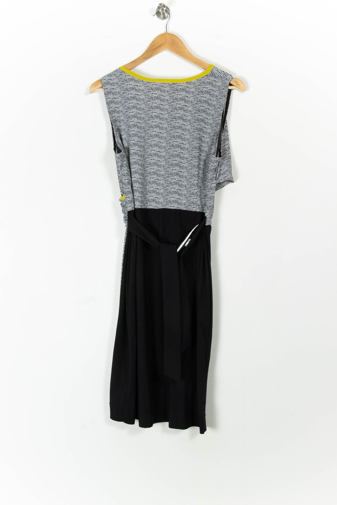 Robe Cache-Cœur Grise et Noire - Taille XXXL/46 de la marque Indies | PARAD106126 - Vendu par Paradigme - Image 4