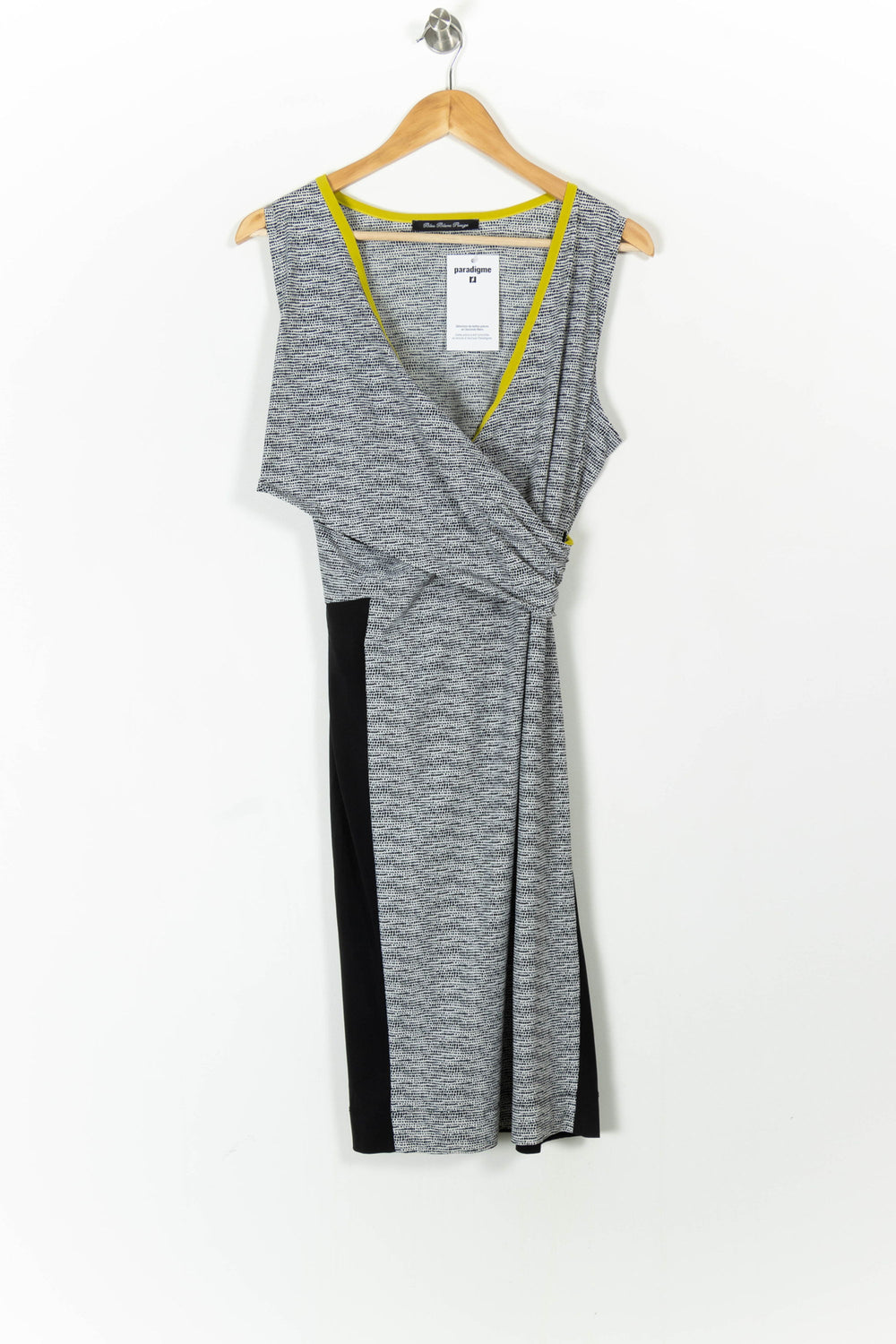 Robe Cache-Cœur Grise et Noire - Taille XXXL/46 de la marque Indies | PARAD106126 - Vendu par Paradigme - Image 2