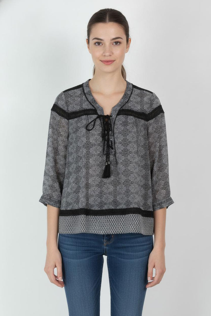 Blouse Grise et Noire - Taille M/38 de la marque The Kooples | PARAD106203 - Vendu par Paradigme - Image 1