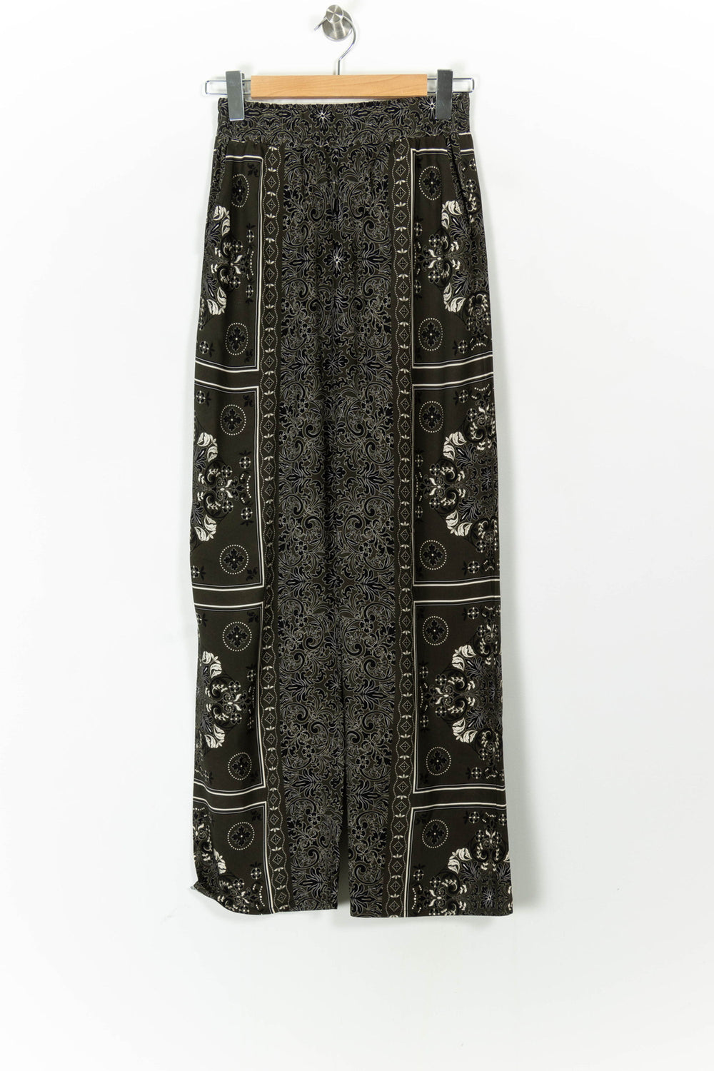 Pantalon Large Noir et Blanc - Taille S/36 de la marque La Fée Maraboutée | PARAD106226 - Vendu par Paradigme - Image 2