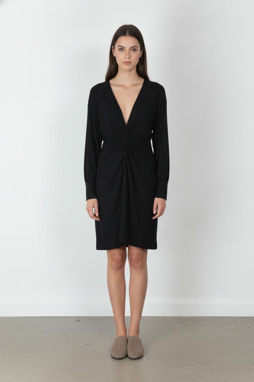 Robe Courte Noire - Taille M/38 de la marque ba&sh | PARAD106299 - Vendu par Paradigme - Image 1