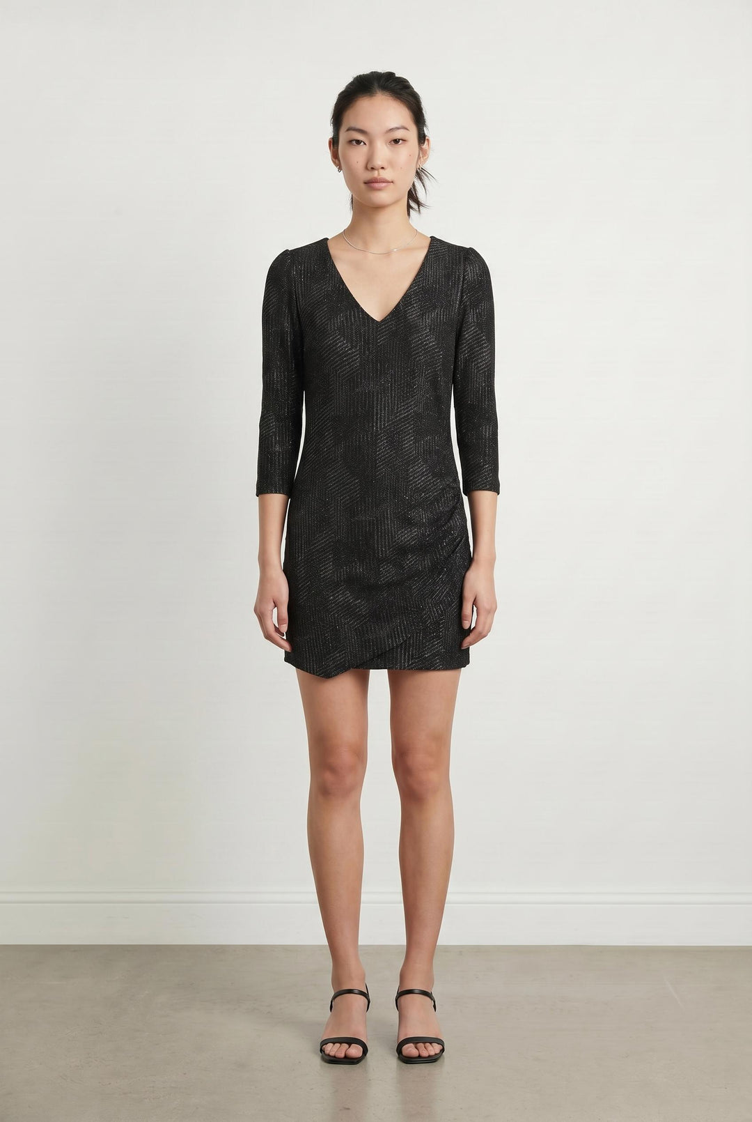 Robe Courte Noire - Taille M/38 de la marque IKKS | PARAD106401 - Vendu par Paradigme - Image 1