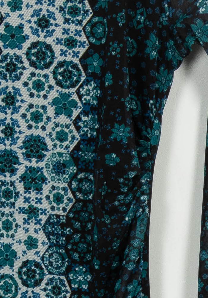 Robe Bleu et Noir - Taille M/38 de la marque La Fée Maraboutée | PARAD106411 - Vendu par Paradigme - Image 3