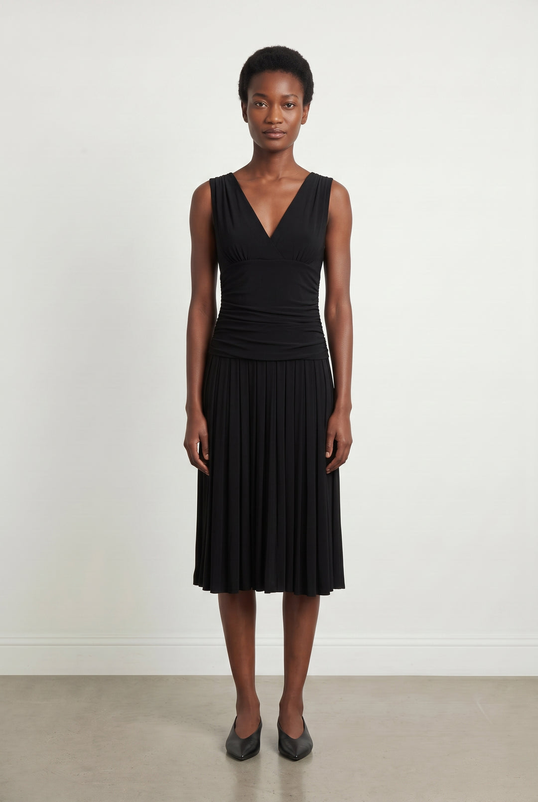Robe Midi Noire - Taille S/36 de la marque Max Mara | PARAD106485 - Vendu par Paradigme - Image 1
