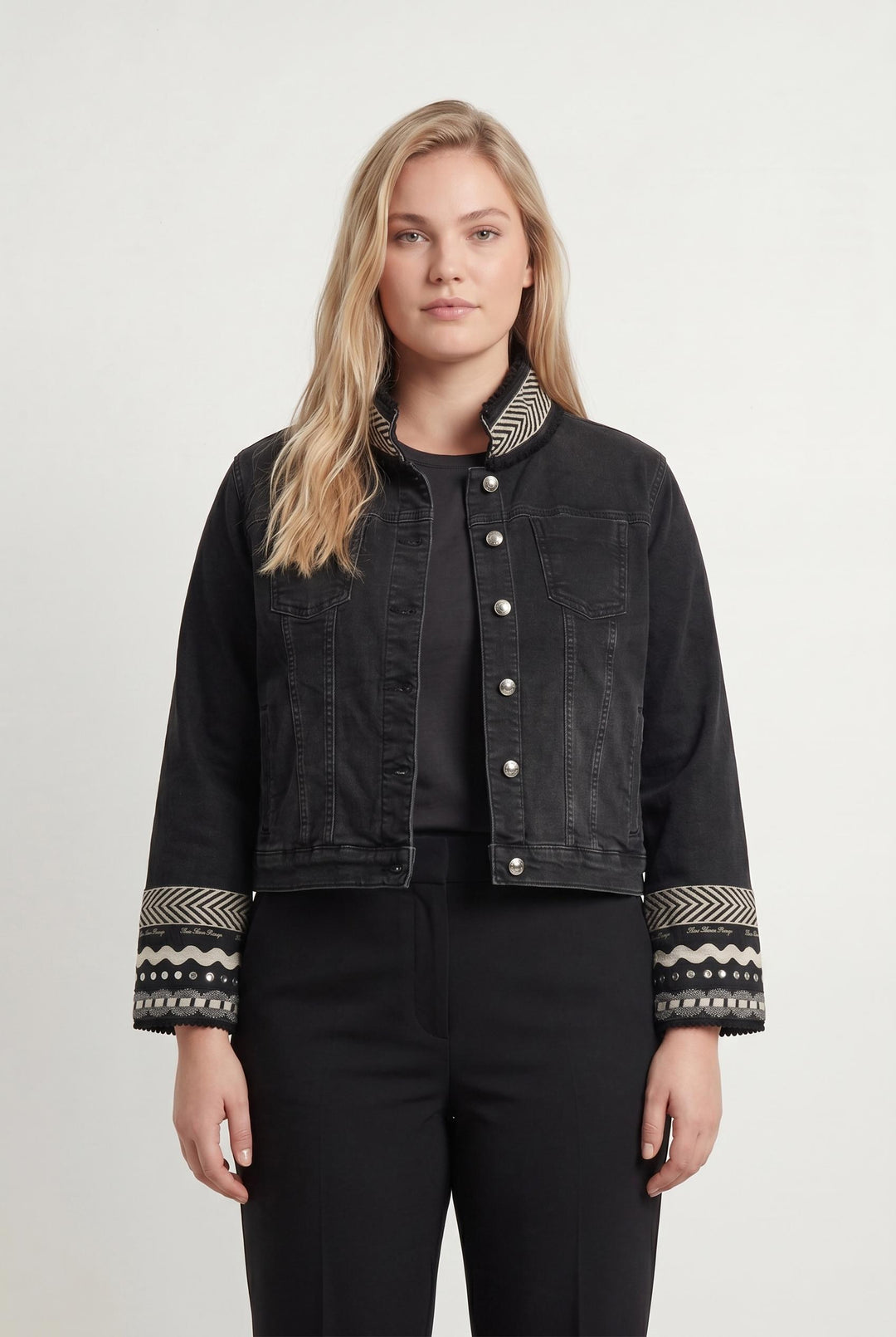 Veste Noire et Blanche - Taille XXXL/46 de la marque Indies | PARAD106619 - Vendu par Paradigme - Image 1