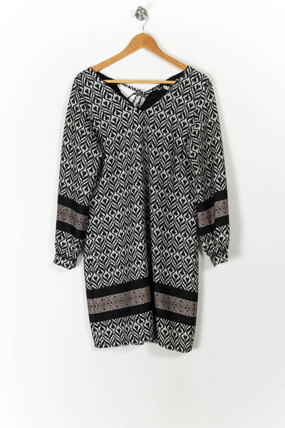 Robe Noire et Blanche - Taille S/36 de la marque La Fée Maraboutée | PARAD106656 - Vendu par Paradigme - Image 2