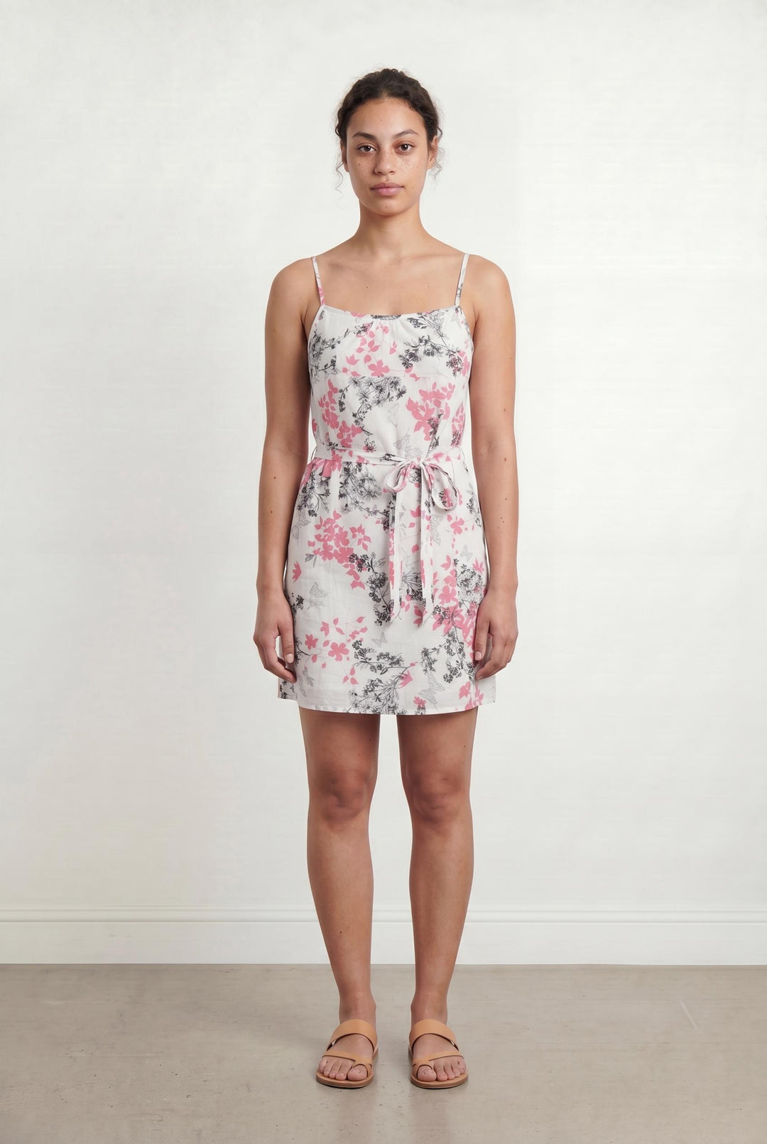 Robe Blanche et Rose - Taille L/40 de la marque Maison 123 | PARAD106684 - Vendu par Paradigme - Image 1