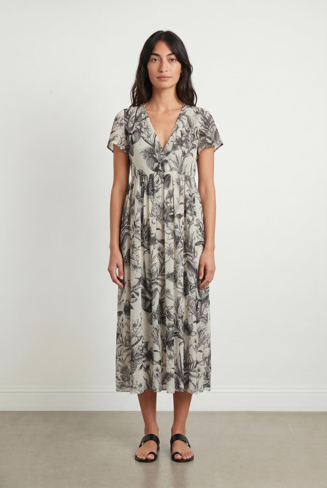 Robe Longue Grise et Noire - Taille S/36 de la marque Indies | PARAD106747 - Vendu par Paradigme - Image 1
