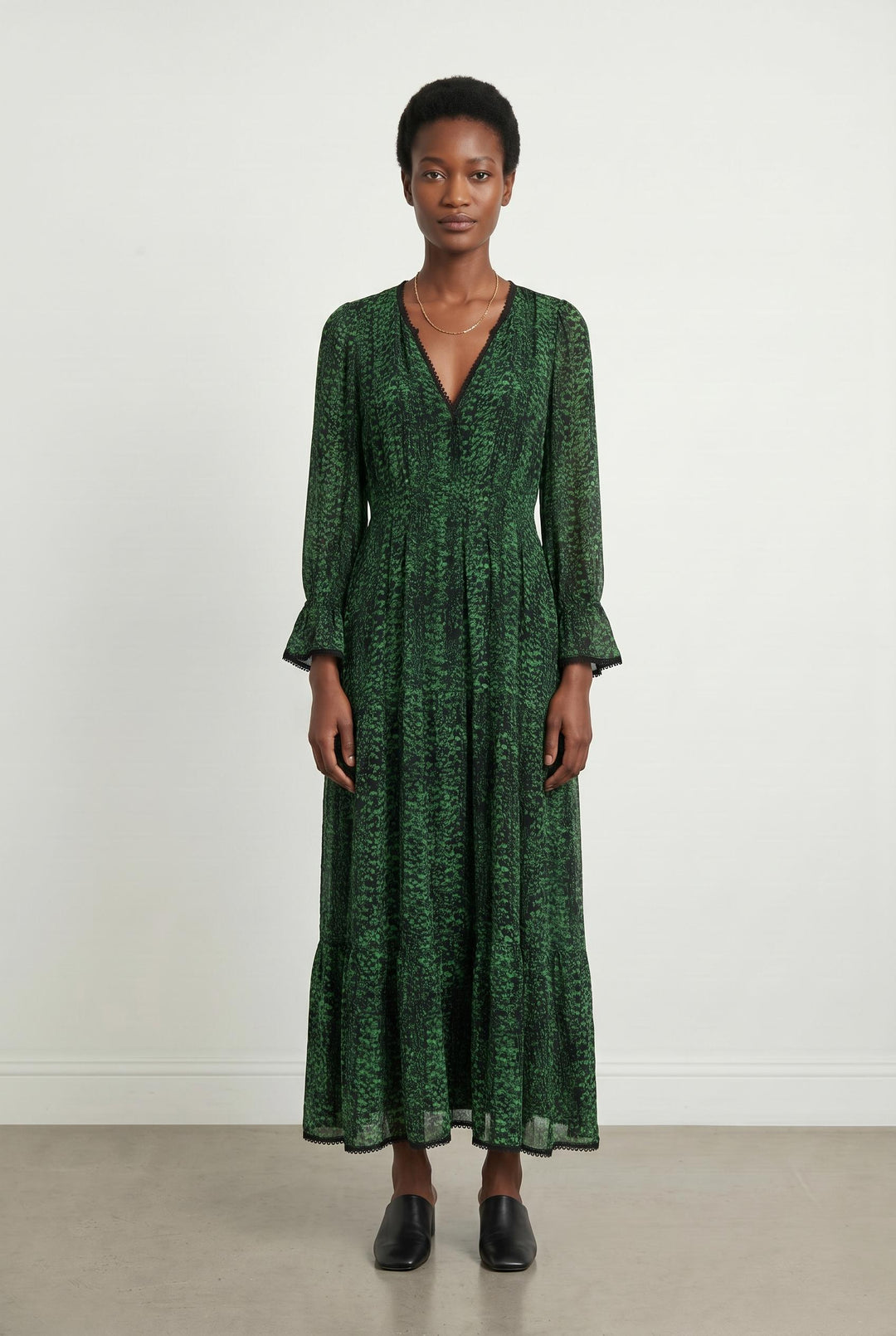 Robe Longue Verte - Taille M/38 de la marque ba&sh | PARAD107016 - Vendu par Paradigme - Image 1