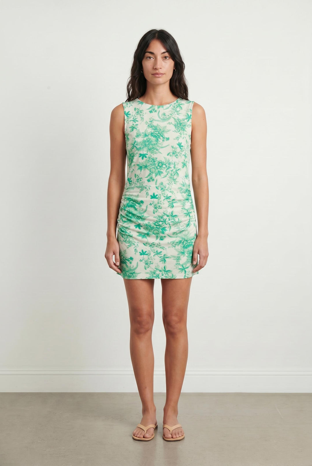 Robe Droite Blanche et Verte - Taille XS/34 de la marque Parisienne et Alors | PARAD107167 - Vendu par Paradigme - Image 1