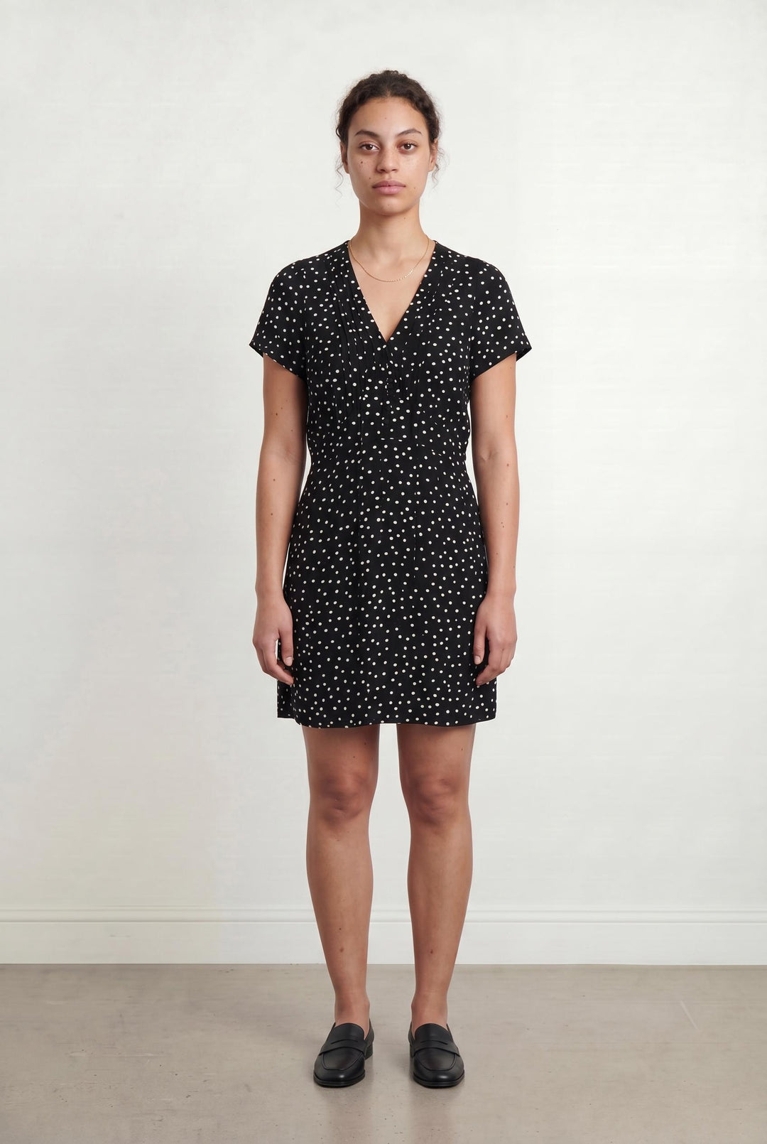 Robe Courte Noire et Blanche - Taille L/40 de la marque IKKS | PARAD107178 - Vendu par Paradigme - Image 1