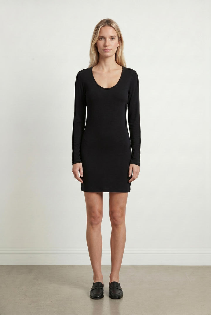 Robe Courte Noire - Taille S/36 de la marque American Vintage | PARAD107245 - Vendu par Paradigme - Image 1