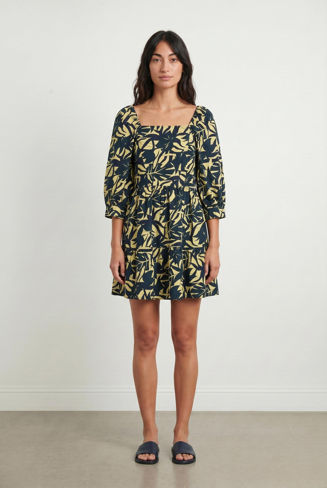 Robe Courte Jaune et Noire - Taille M/38 de la marque ba&sh | PARAD107339 - Vendu par Paradigme - Image 1