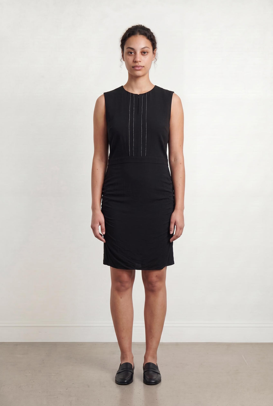 Robe Sans Manches Noire - Taille L/40 de la marque IKKS | PARAD107397 - Vendu par Paradigme - Image 1