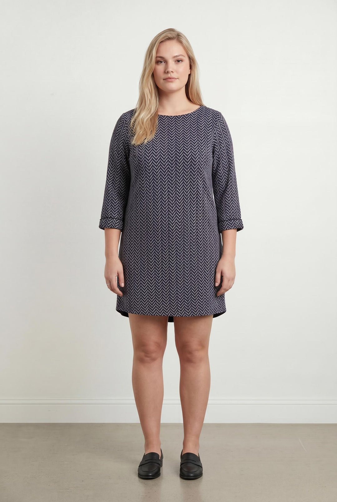 Robe Courte Noire et Blanche - Taille XL/42 de la marque La Petite Etoile | PARAD107498 - Vendu par Paradigme - Image 1