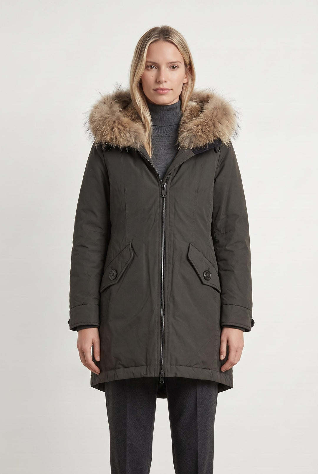 Parka Verte et Beige - Taille M/38 de la marque Moncler | PARAD107509 - Vendu par Paradigme - Image 1