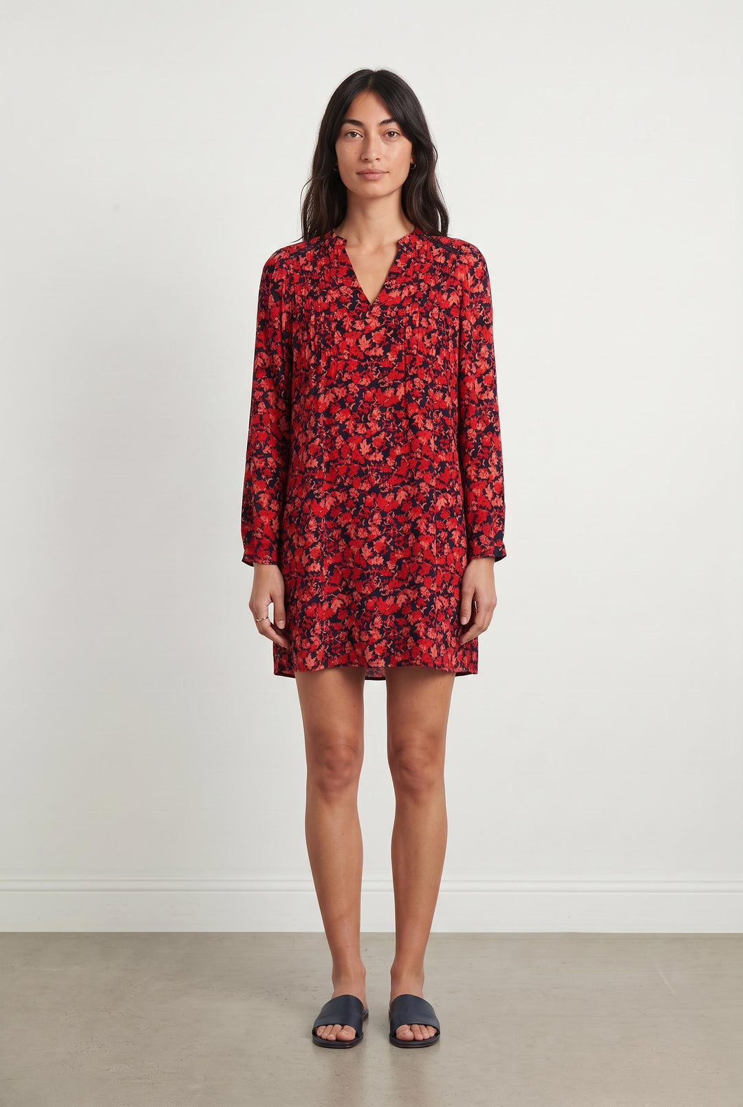 Robe Fleurie Rouge et Noire - Taille S/36 de la marque La Fée Maraboutée | PARAD107776 - Vendu par Paradigme - Image 1