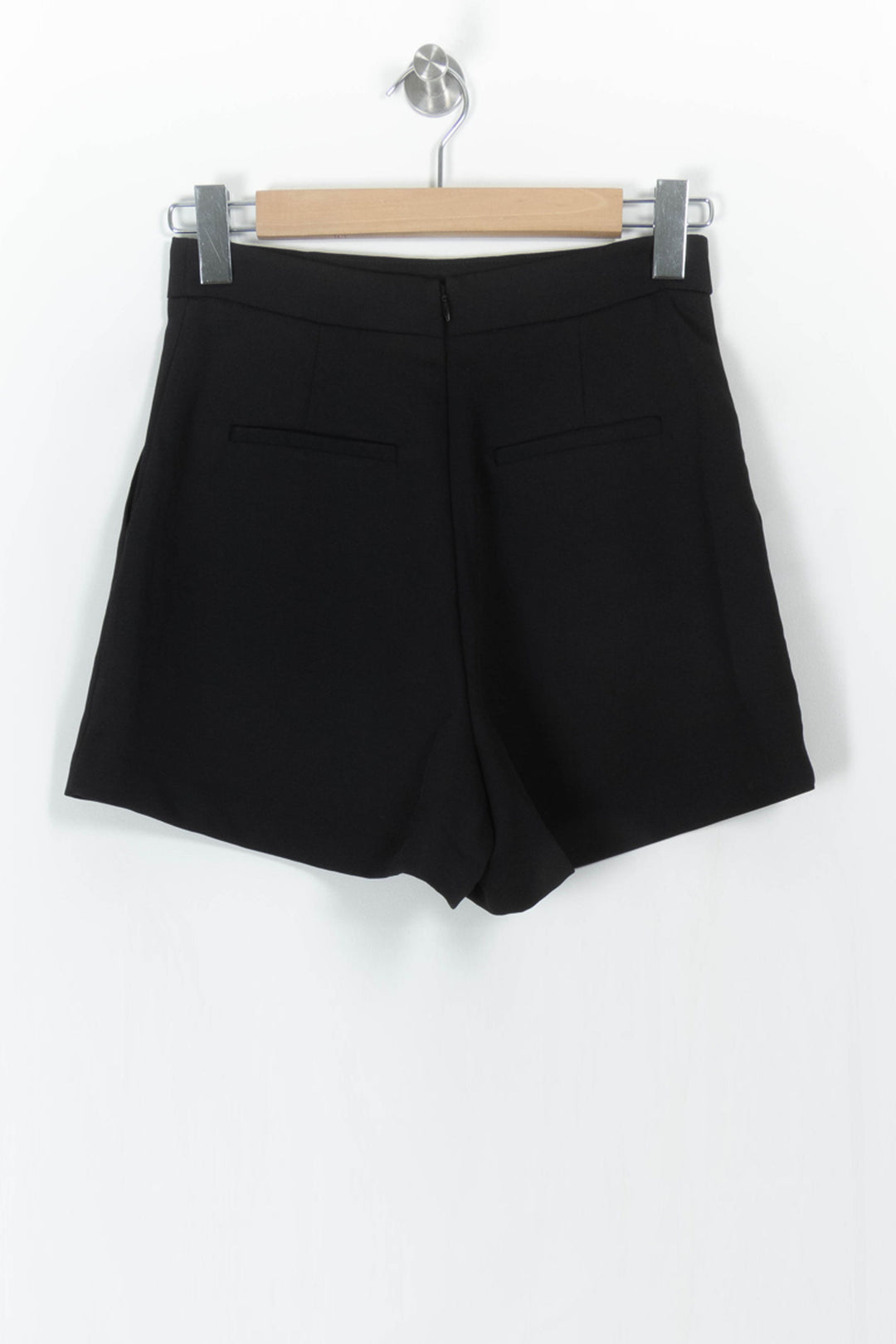 Short Noir - Taille M/38 de la marque Kookai | PARAD107792 - Vendu par Paradigme - Image 4