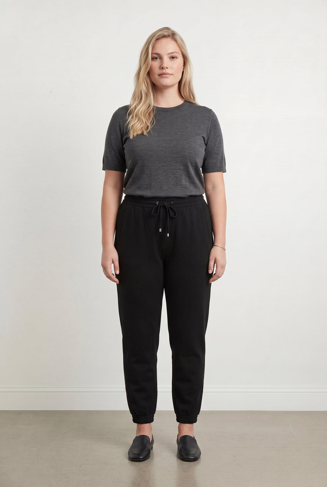 Jogging Noir - Taille XL/42 de la marque IKKS | PARAD107811 - Vendu par Paradigme - Image 1