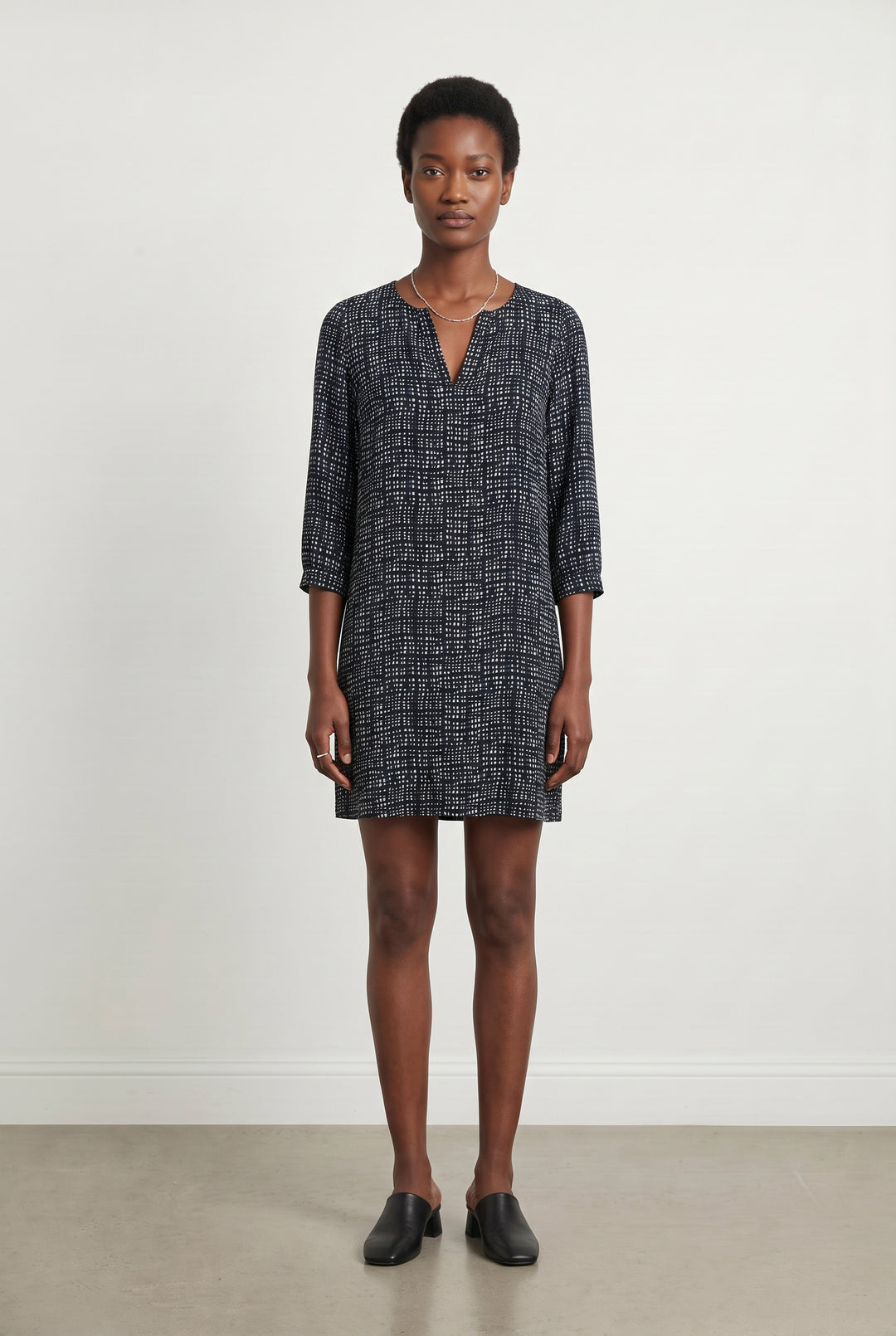 Robe Courte Bleu et Blanc - Taille M/38 de la marque Gerard Darel | PARAD107813 - Vendu par Paradigme - Image 1