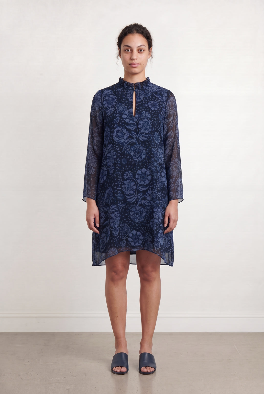 Robe Bleu - Taille L/40 de la marque La Fée Maraboutée | PARAD107911 - Vendu par Paradigme - Image 1