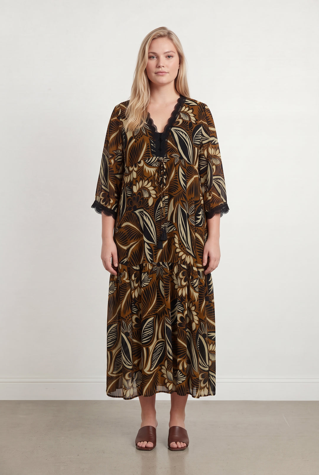 Robe Longue Noire et Marron - Taille XXL/44 de la marque Bleu Blanc Rouge | PARAD107926 - Vendu par Paradigme - Image 1